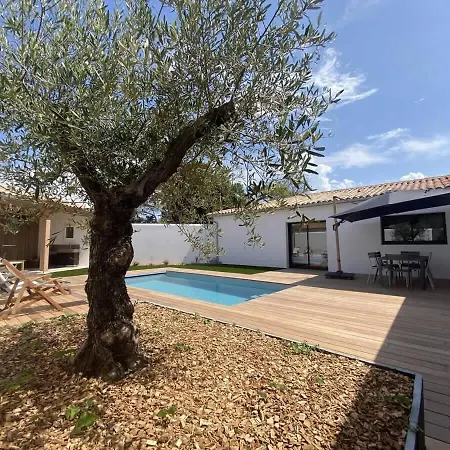 La Du Petit Sergent Villa *